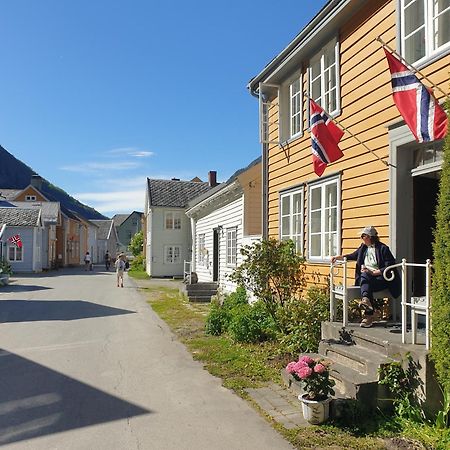 Kvammehuset Pa Gamle Laerdalsoyriヴィラ エクステリア 写真