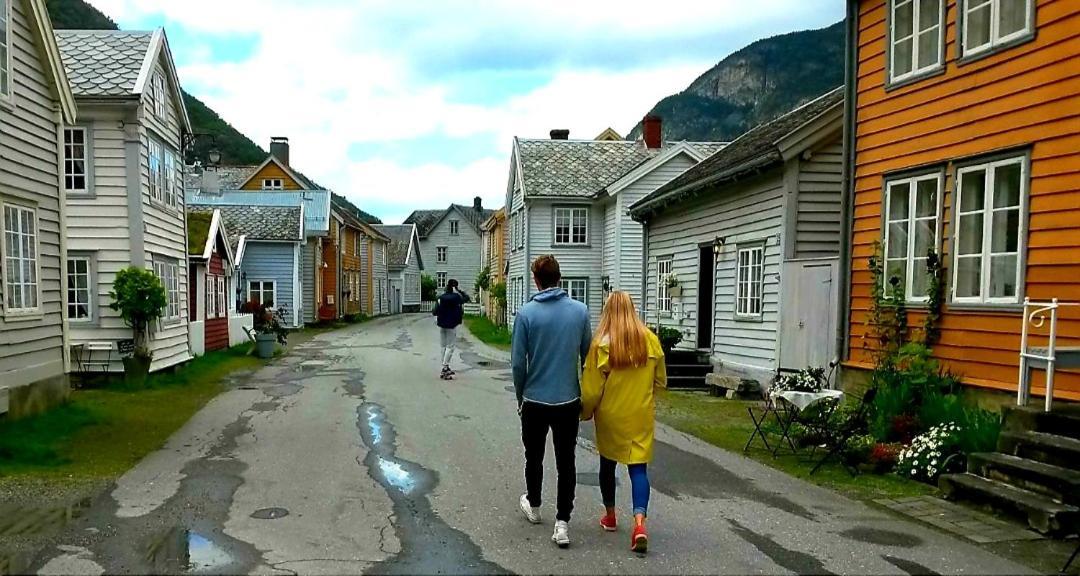 Kvammehuset Pa Gamle Laerdalsoyriヴィラ エクステリア 写真