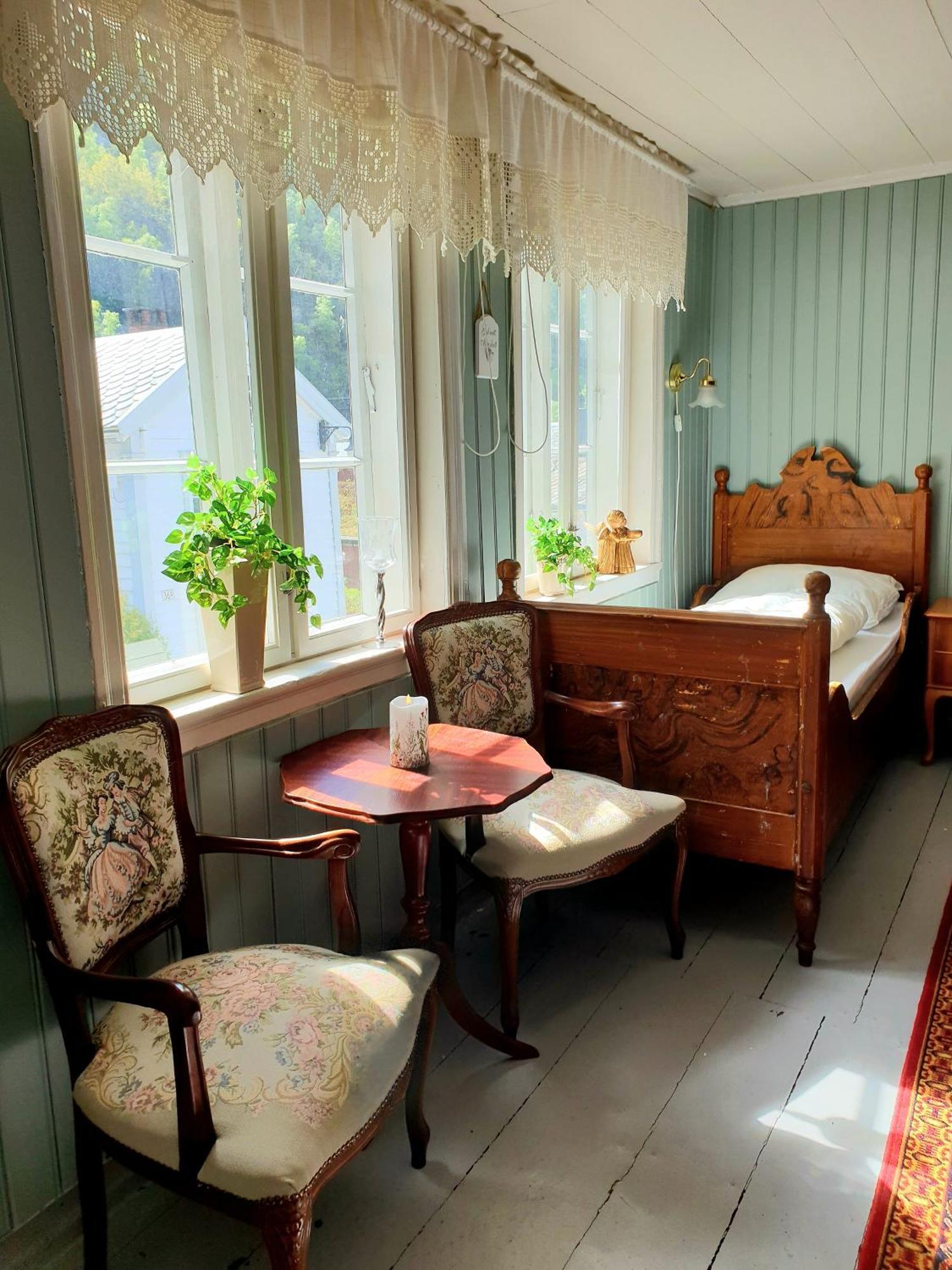Kvammehuset Pa Gamle Laerdalsoyriヴィラ エクステリア 写真