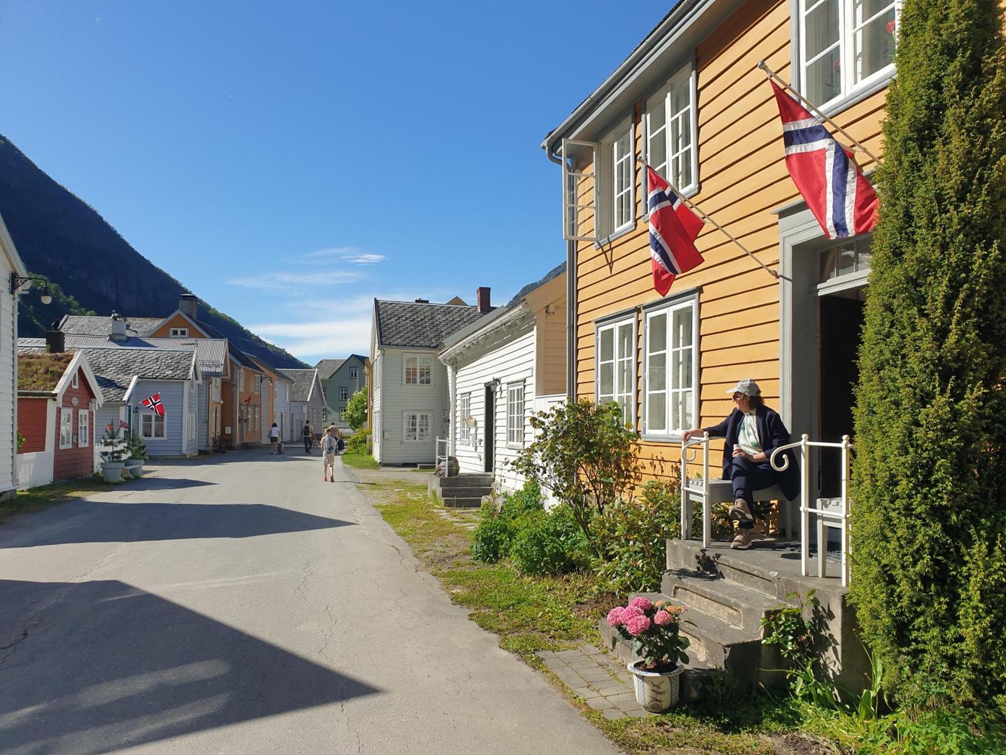 Kvammehuset Pa Gamle Laerdalsoyriヴィラ エクステリア 写真
